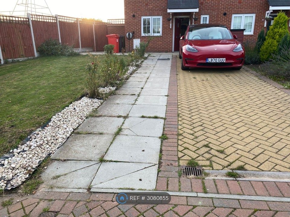Property photo 2 of 10