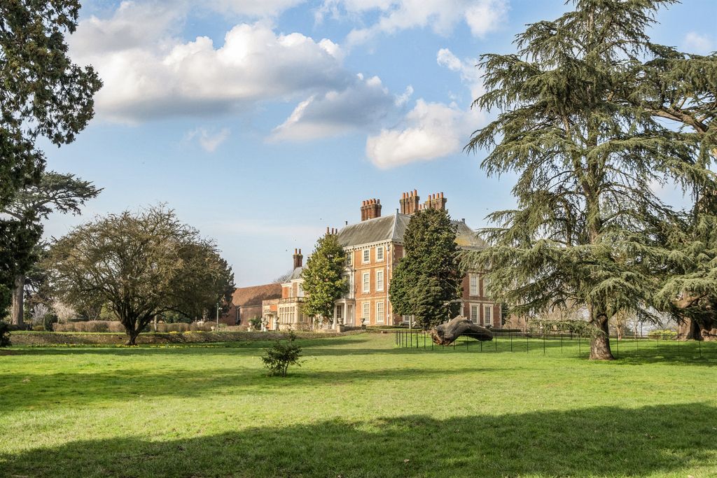 Additional image 16 of 3 bed flat for saleForty Hill, Enfield EN2