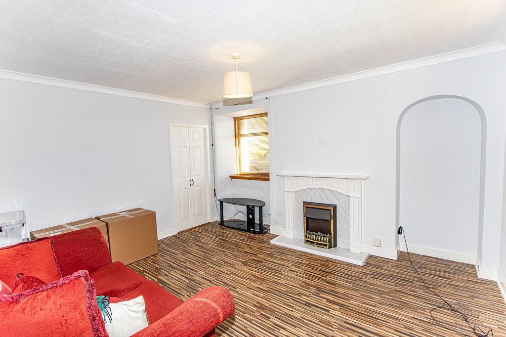 Property photo 3 of 10 Not Specified