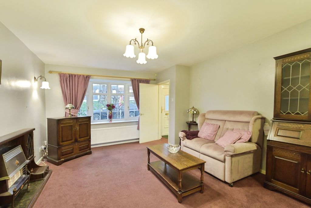 Property photo 2 of 13 Pbox-Img.Jpg