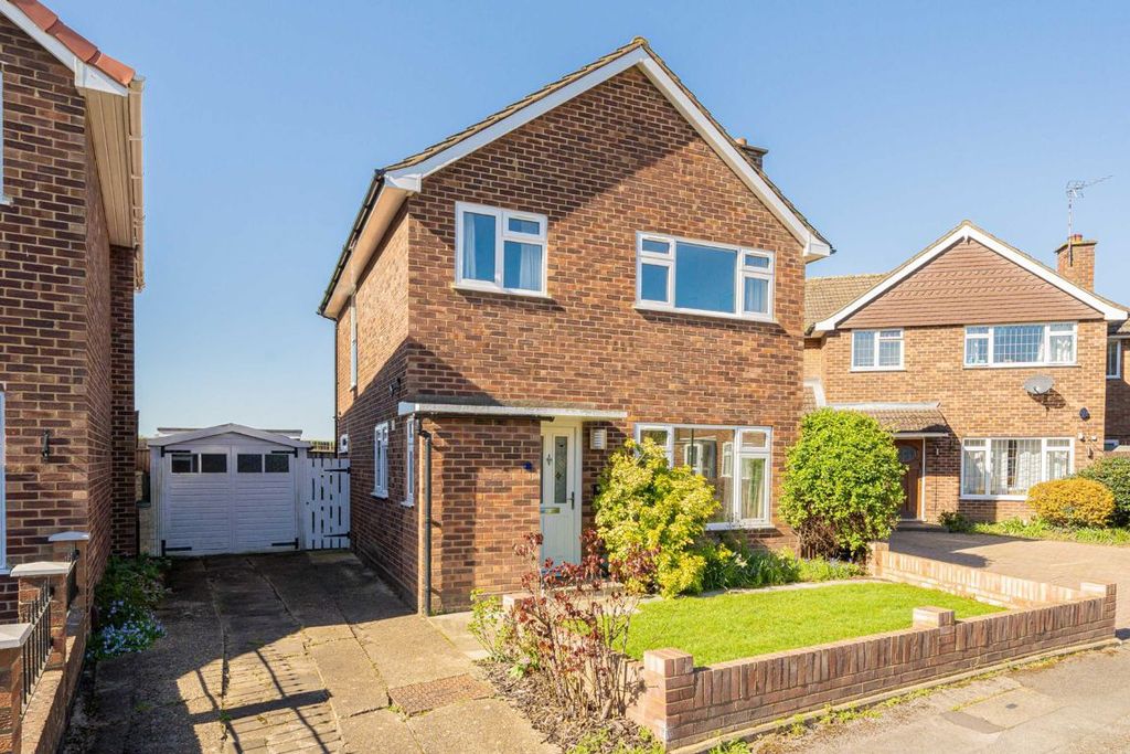 Property photo 1 of 9