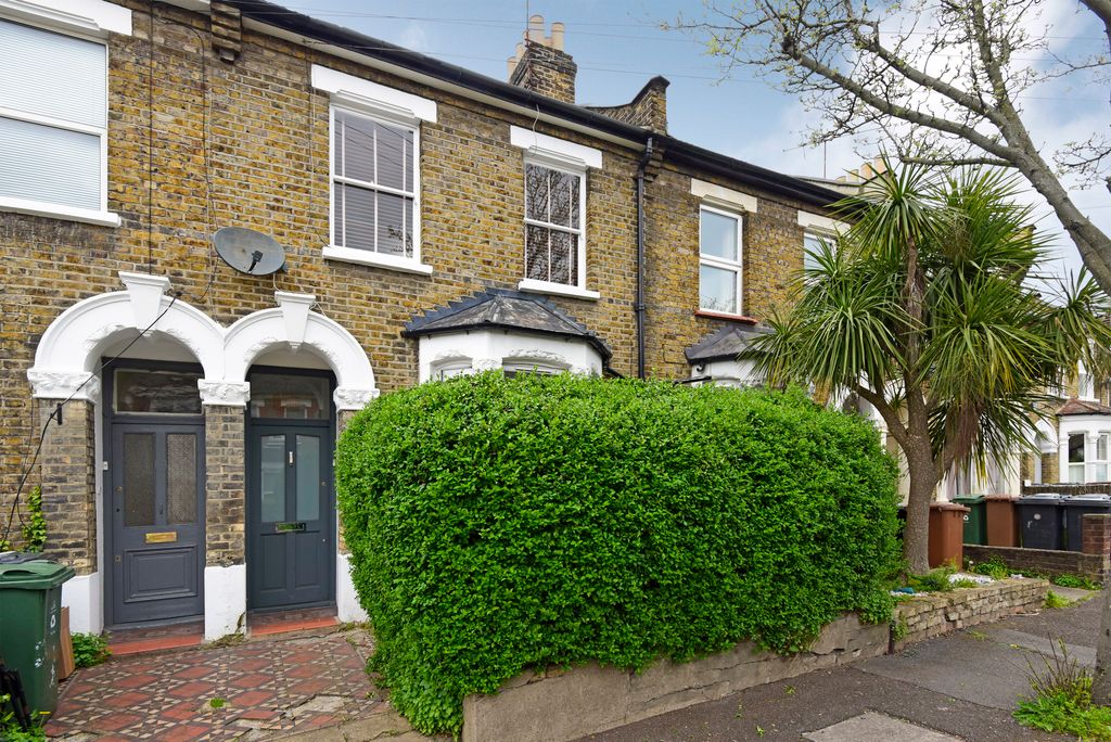 Property photo 1 of 10