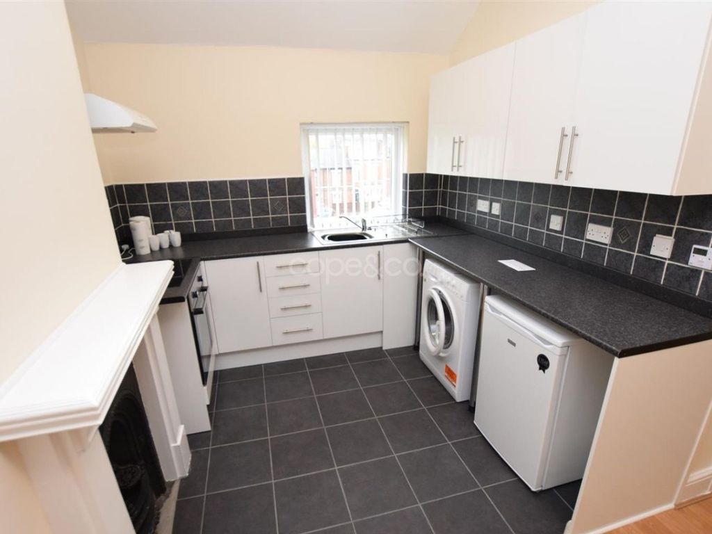 Property photo 2 of 7 2258563