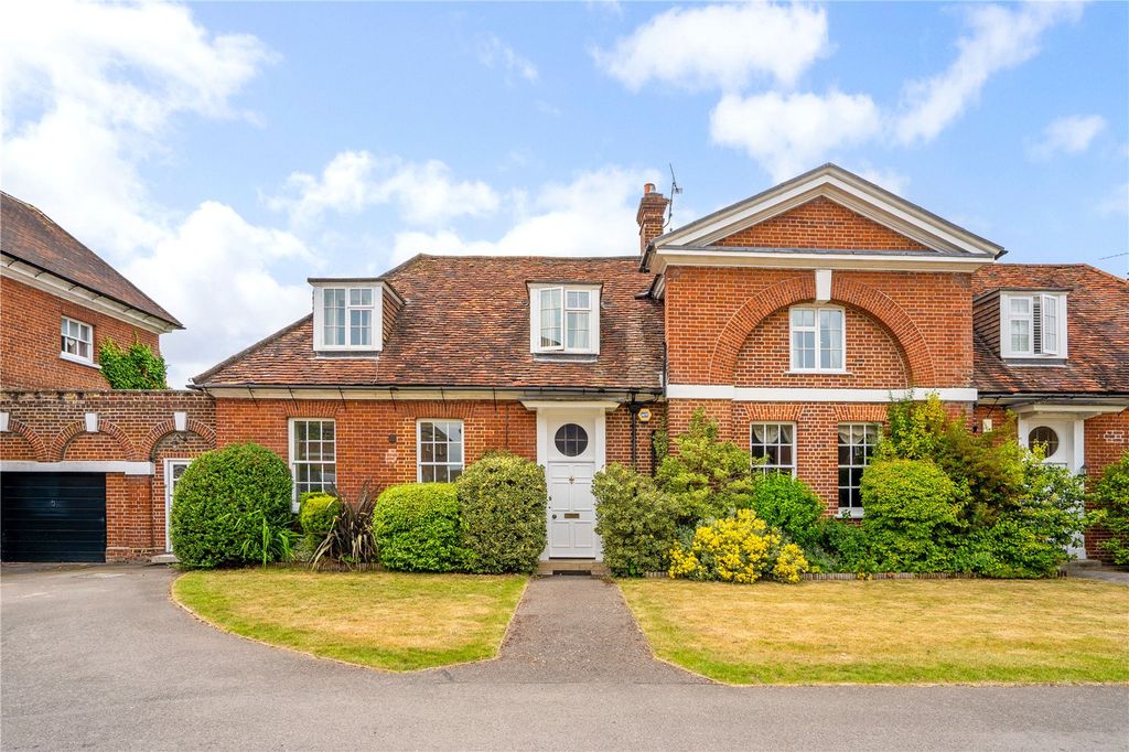 Property photo 1 of 24 Abbotsbury