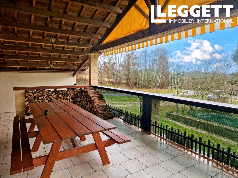 Property photo 2 of 10