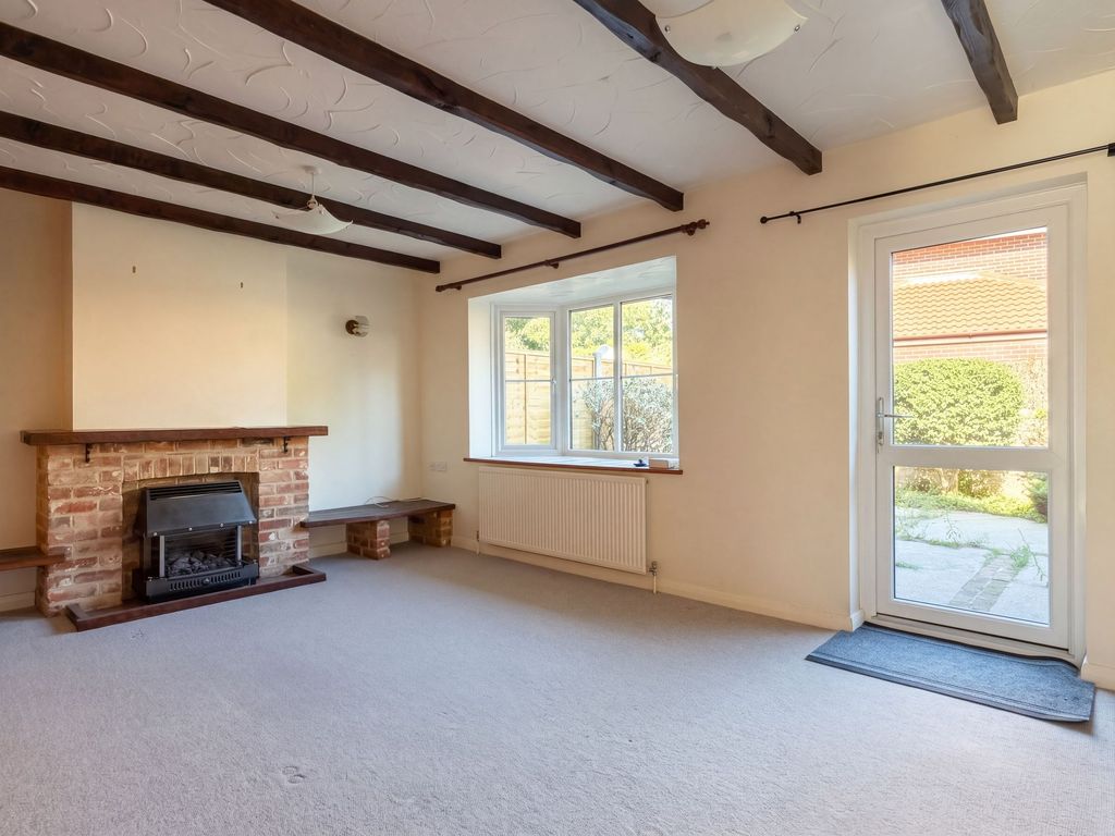 Property photo 3 of 12