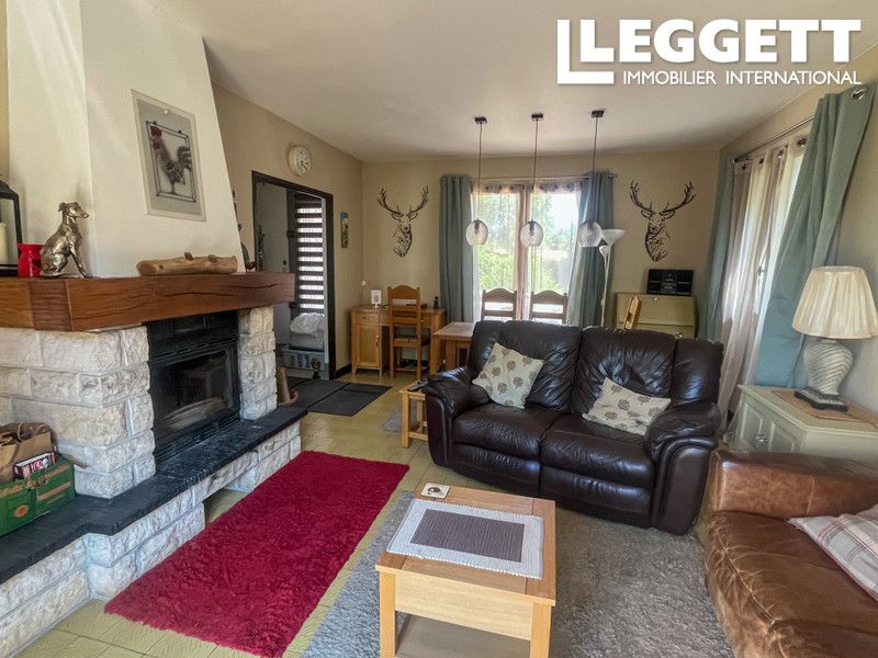 Property photo 2 of 10