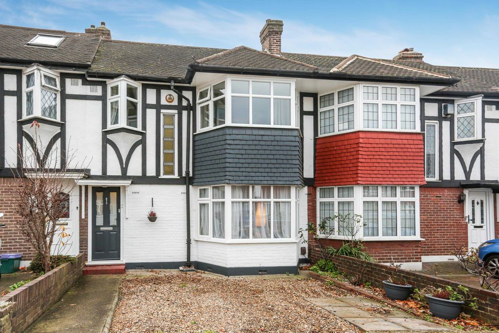 Property photo 2 of 21