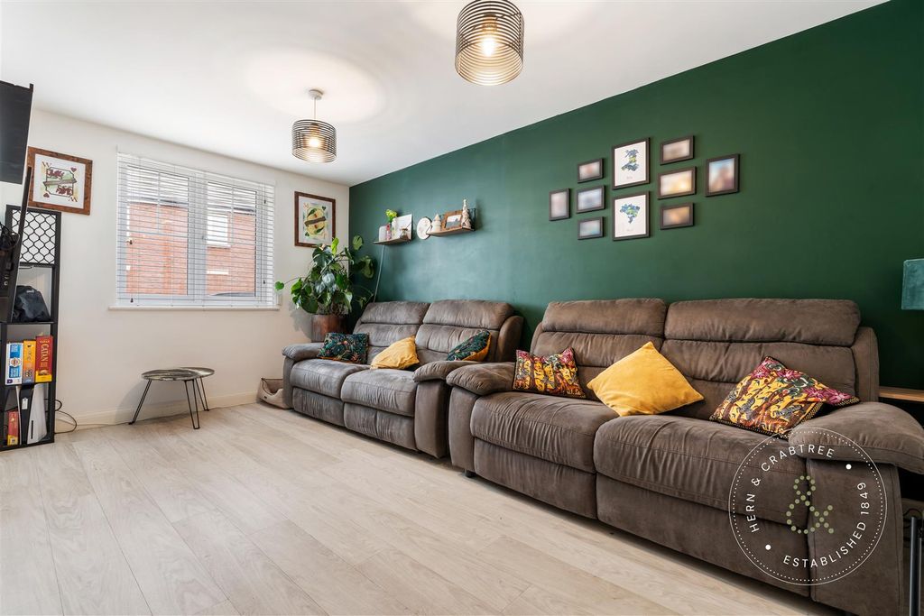 Property photo 3 of 29 Untitled-2.Jpg