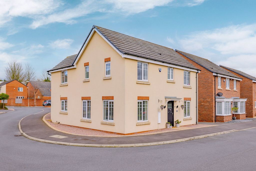 Property photo 3 of 40