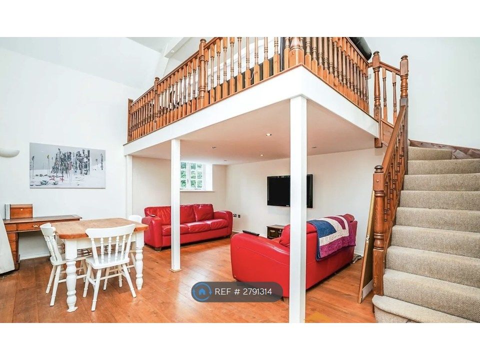 Property photo 3 of 7 Dining Room