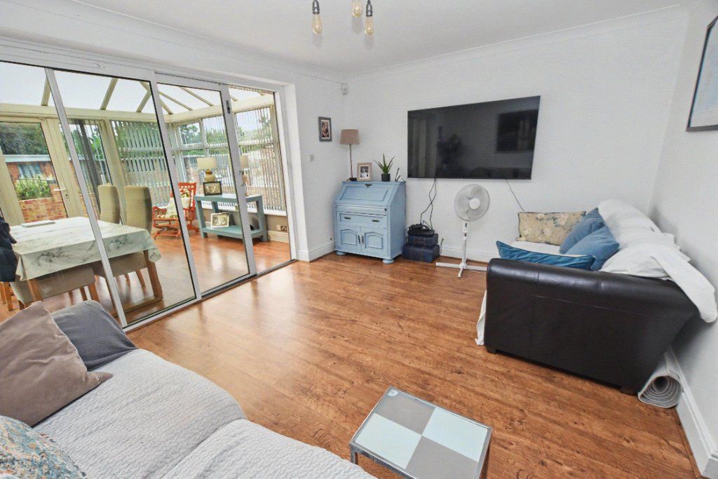 Property photo 2 of 20 Picture No. 03