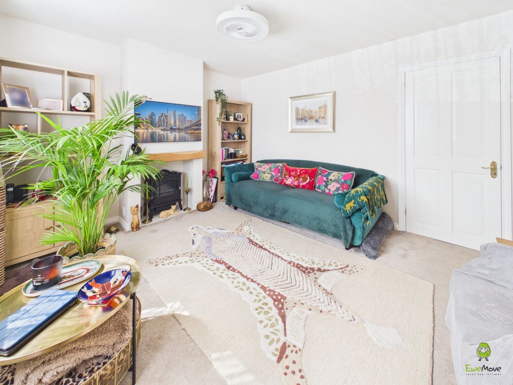 Property photo 2 of 19 Presented By Clinton At Ewemove Bexleyheath And Da