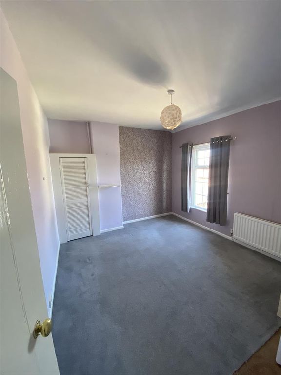 Property photo 1 of 17 Bedroom 2