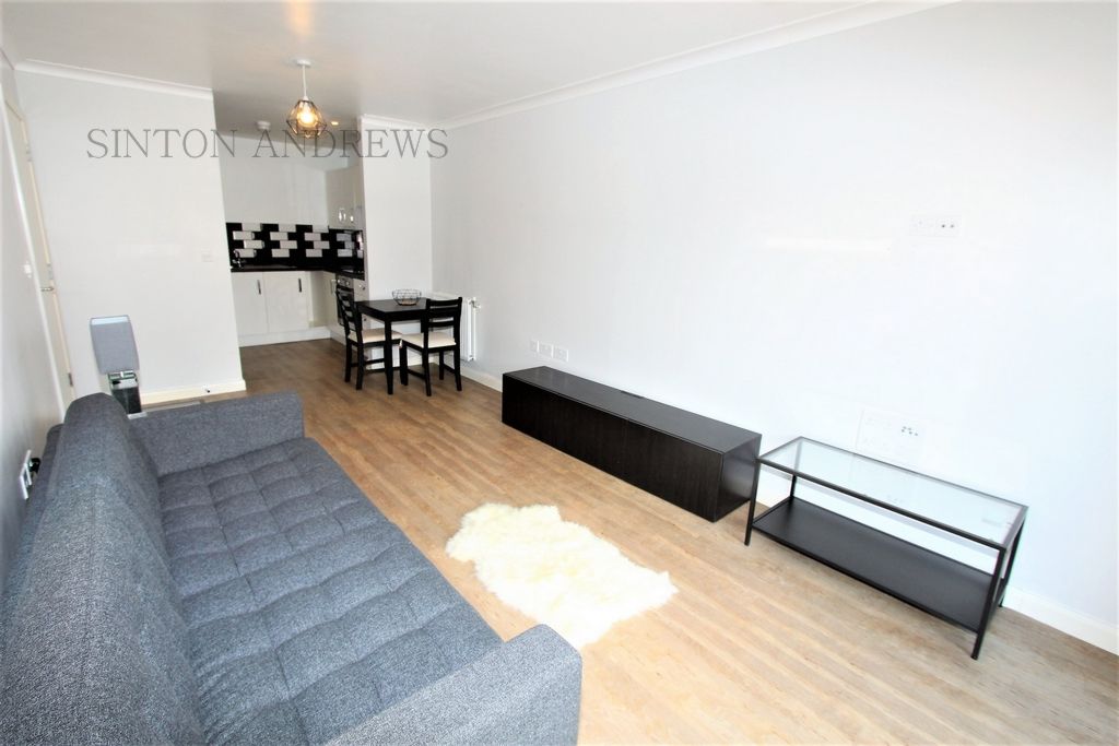 Property photo 3 of 10 Photo 11