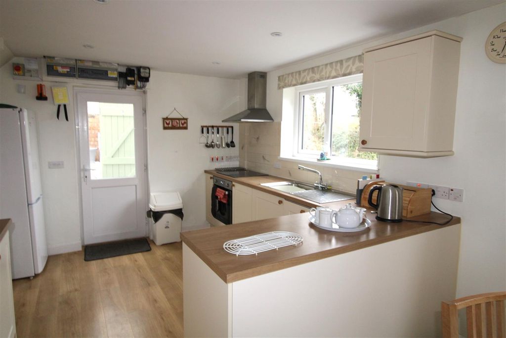Property photo 3 of 16 Img_3833.Jpg