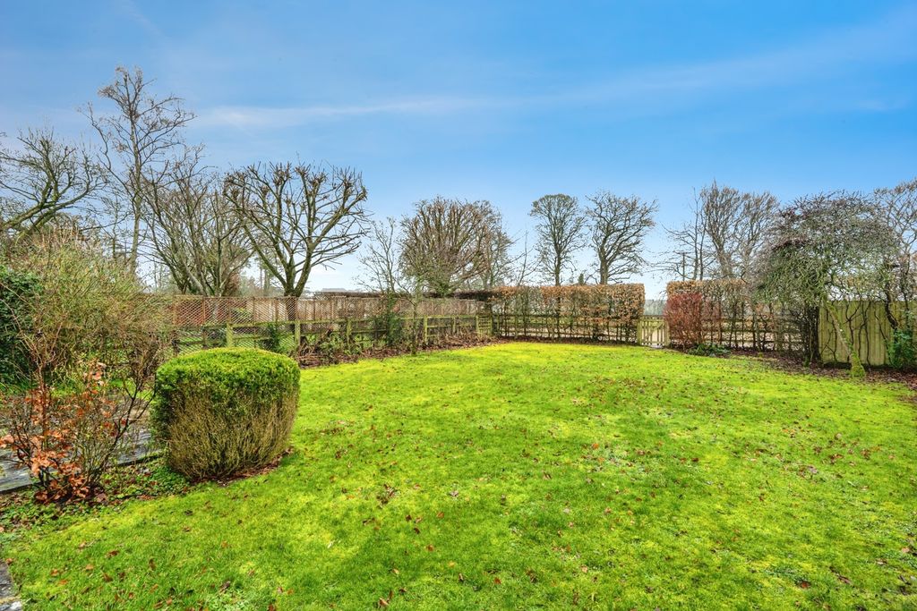 Property photo 3 of 20 Pbox-Img.Jpg