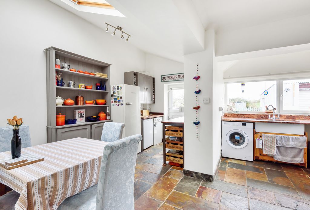 Property photo 3 of 26 837468 (12).Jpg