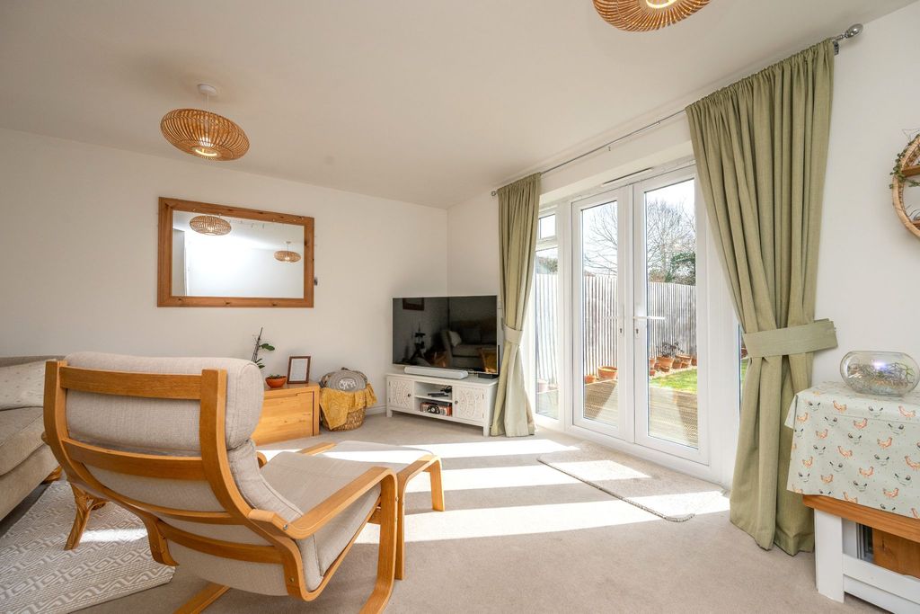 Property photo 3 of 24 Photograph 3