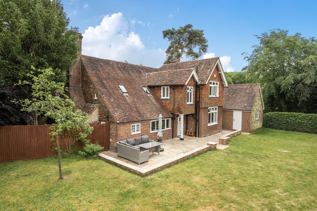 Property photo 2 of 15