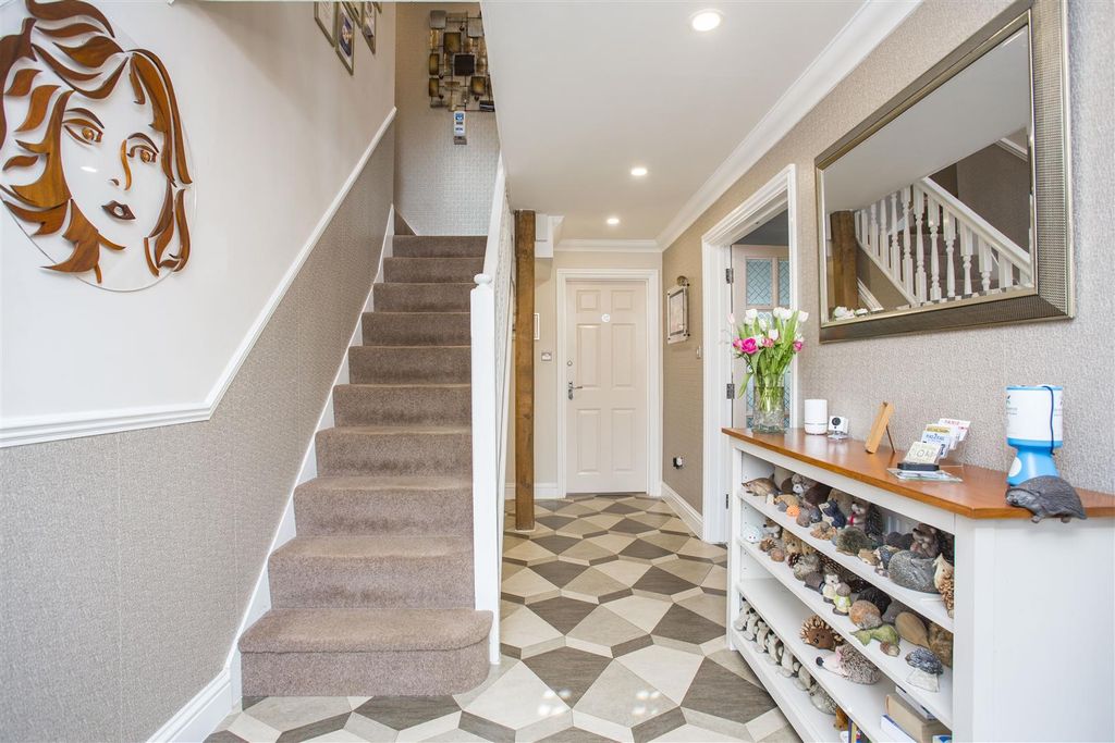 Property photo 3 of 45 Entrance Hallway