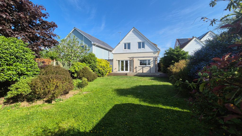Property photo 3 of 19 Rear Garden