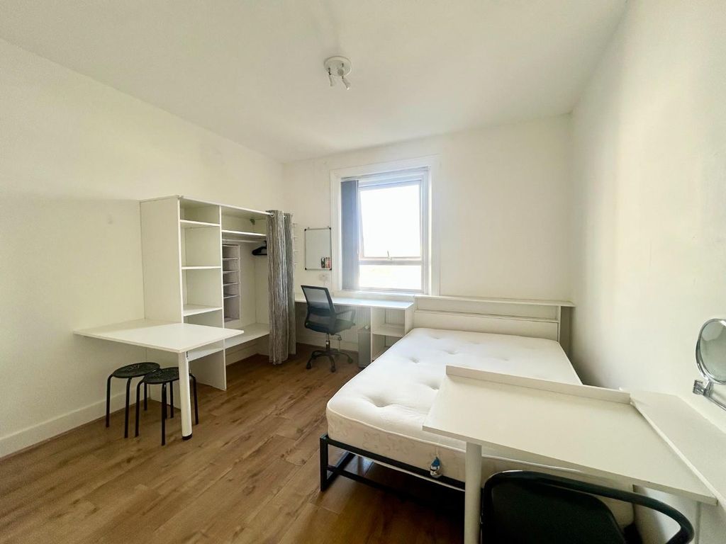 Property photo 2 of 6 Flat 11 ( New 3) .Jpg