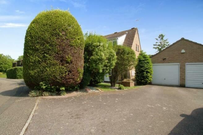 Property photo 1 of 12