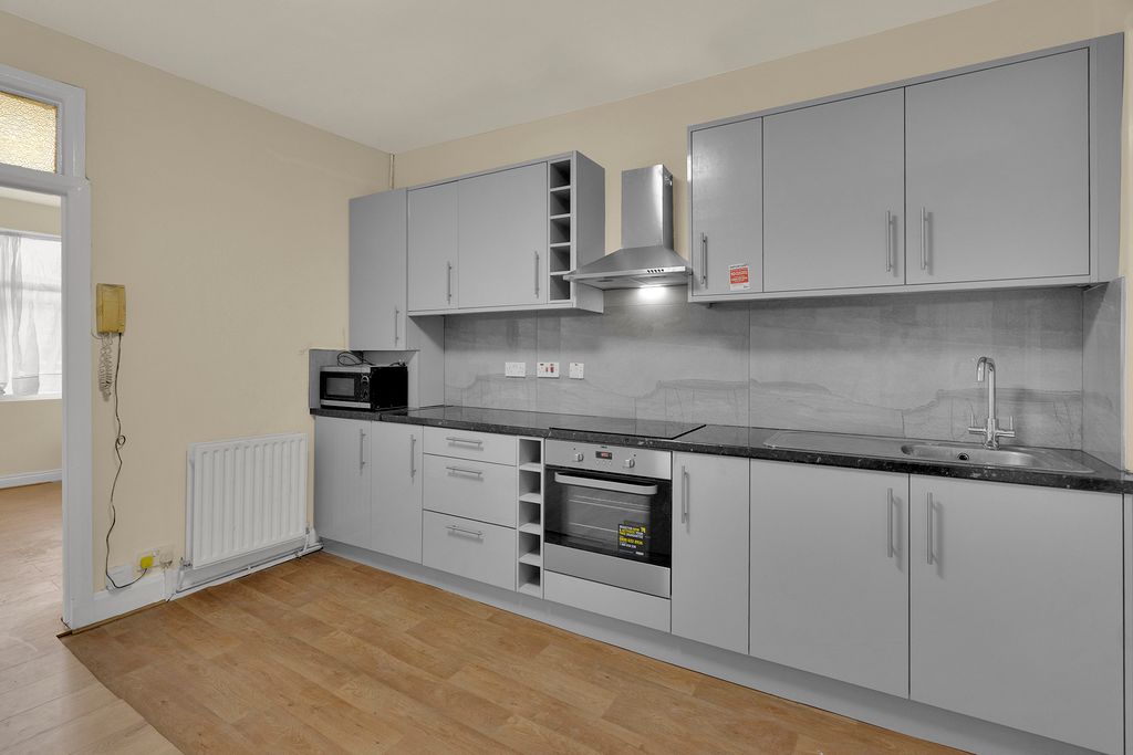 Property photo 2 of 9 _Dsc2800