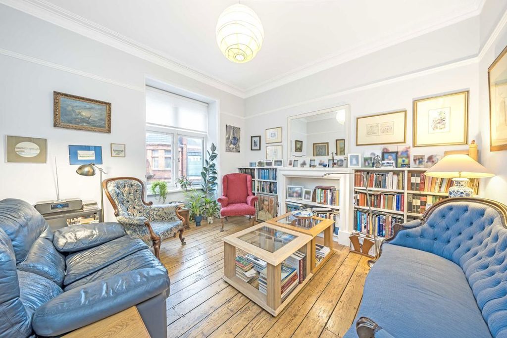 Property photo 2 of 7