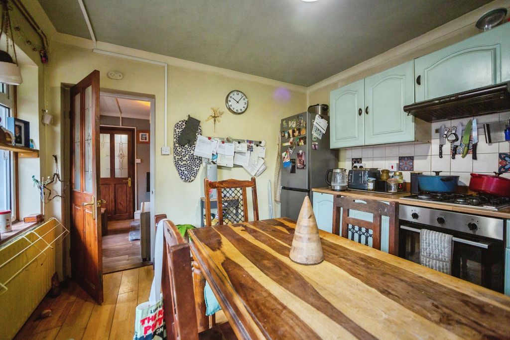 Property photo 3 of 19 Kitchen/Diner