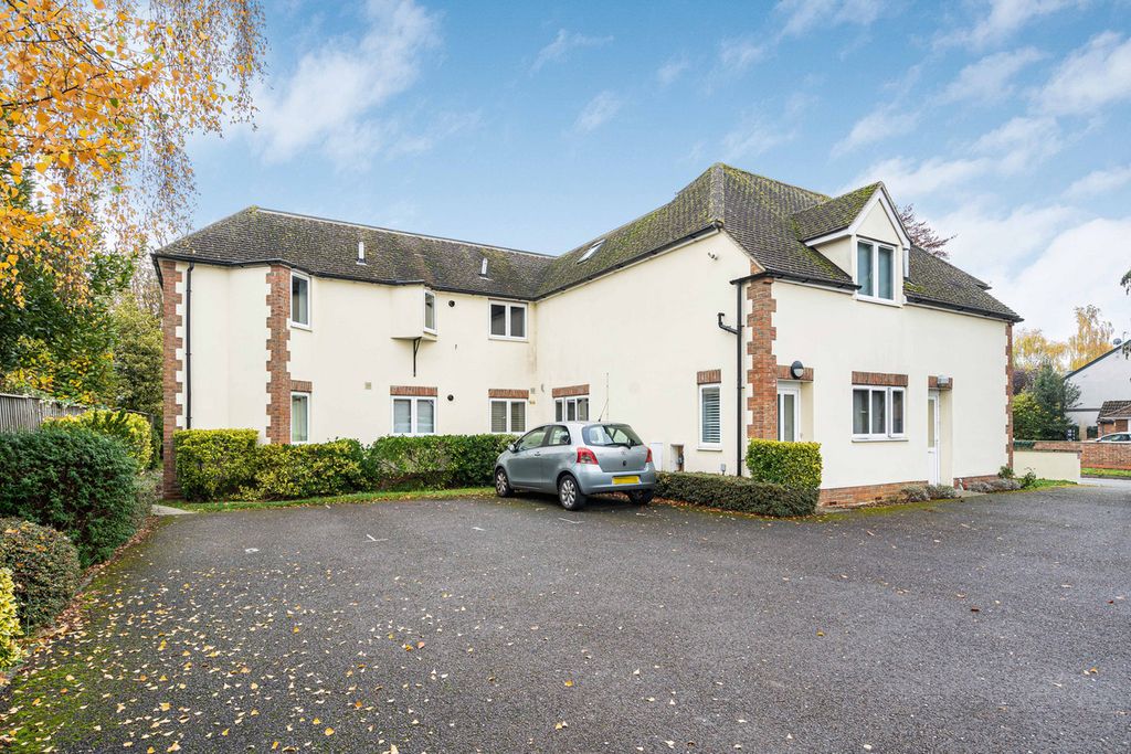 Additional image 11 of 2 bed flat for saleBuckingham Court, Bicester OX26
