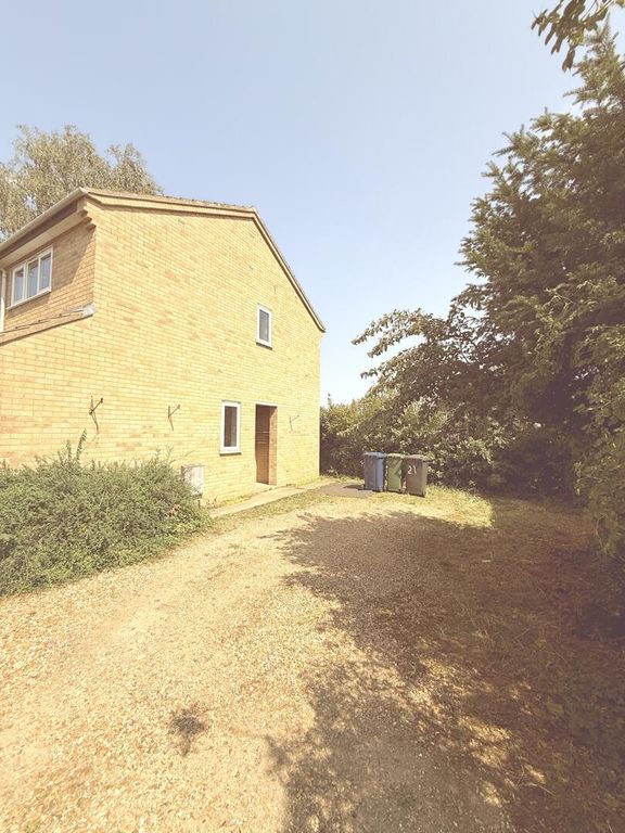 Property photo 1 of 10 Exterior