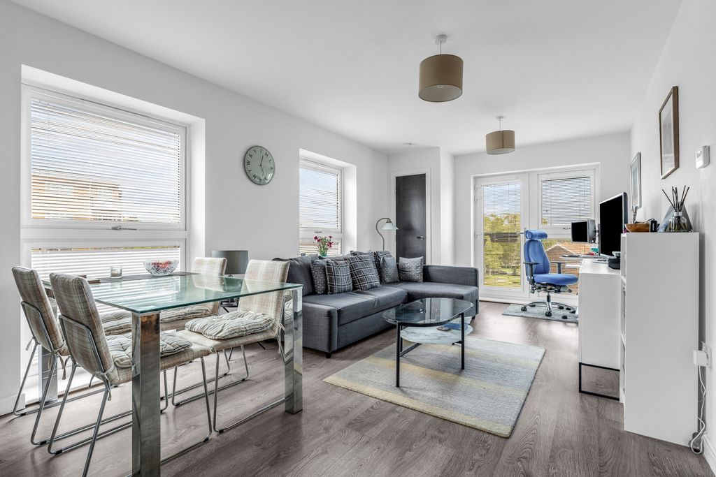 Property photo 2 of 17 Interna;-4