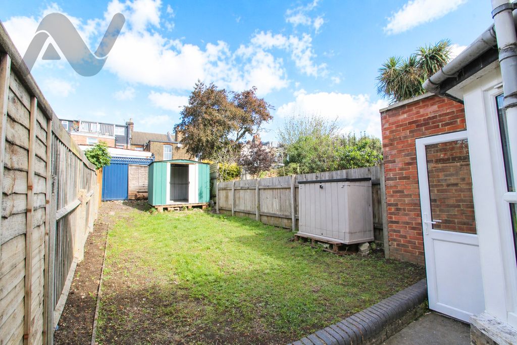 Property photo 3 of 3