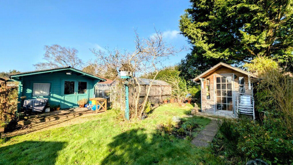 Property photo 2 of 25 Picture No. 22