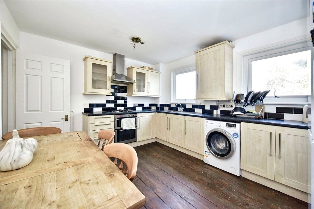 Property photo 1 of 8 Picture No. 01