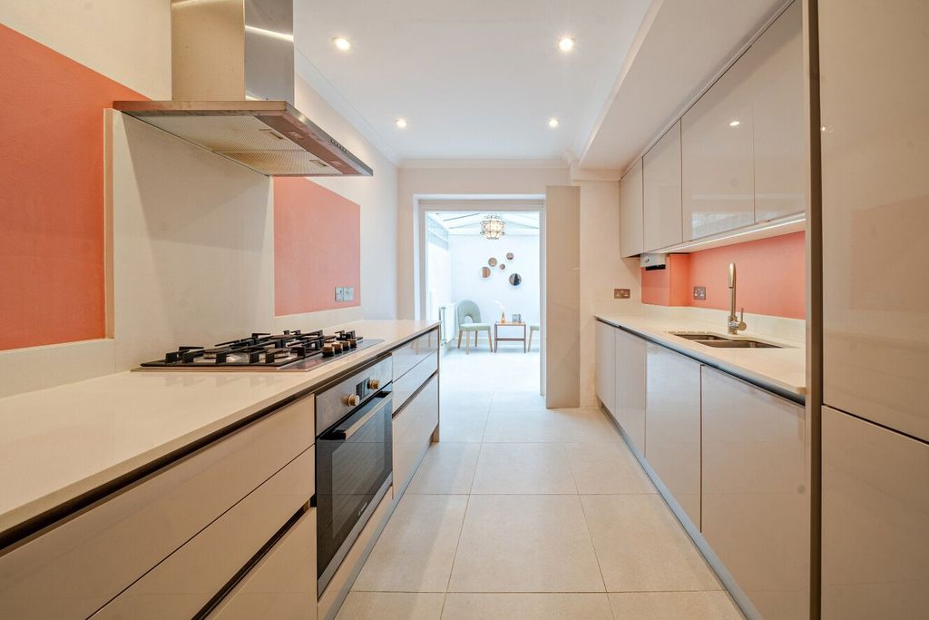 Property photo 2 of 17 Picture No. 17