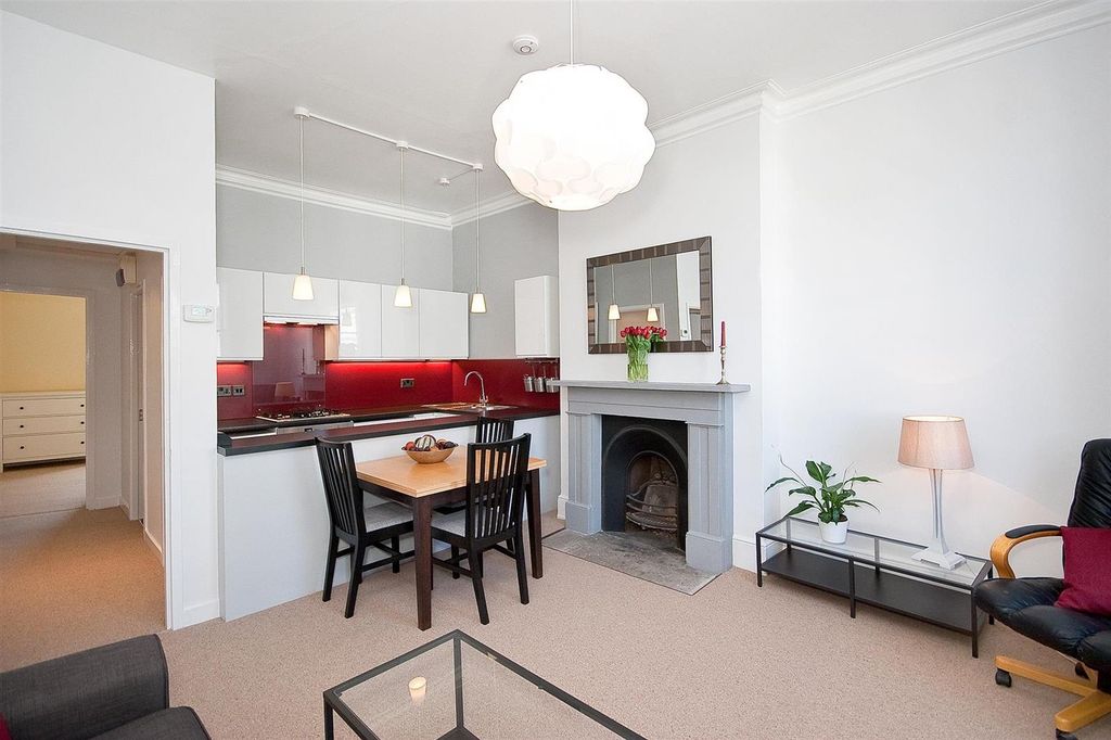 Property photo 2 of 6 Reception Room With Kitchen