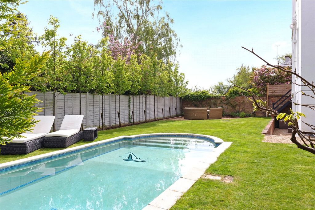Property photo 3 of 31 Picture No. 03