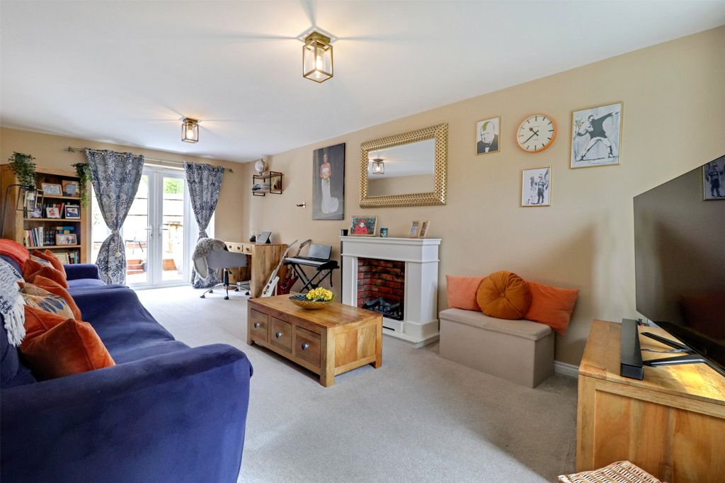 Property photo 3 of 26 Picture No. 05