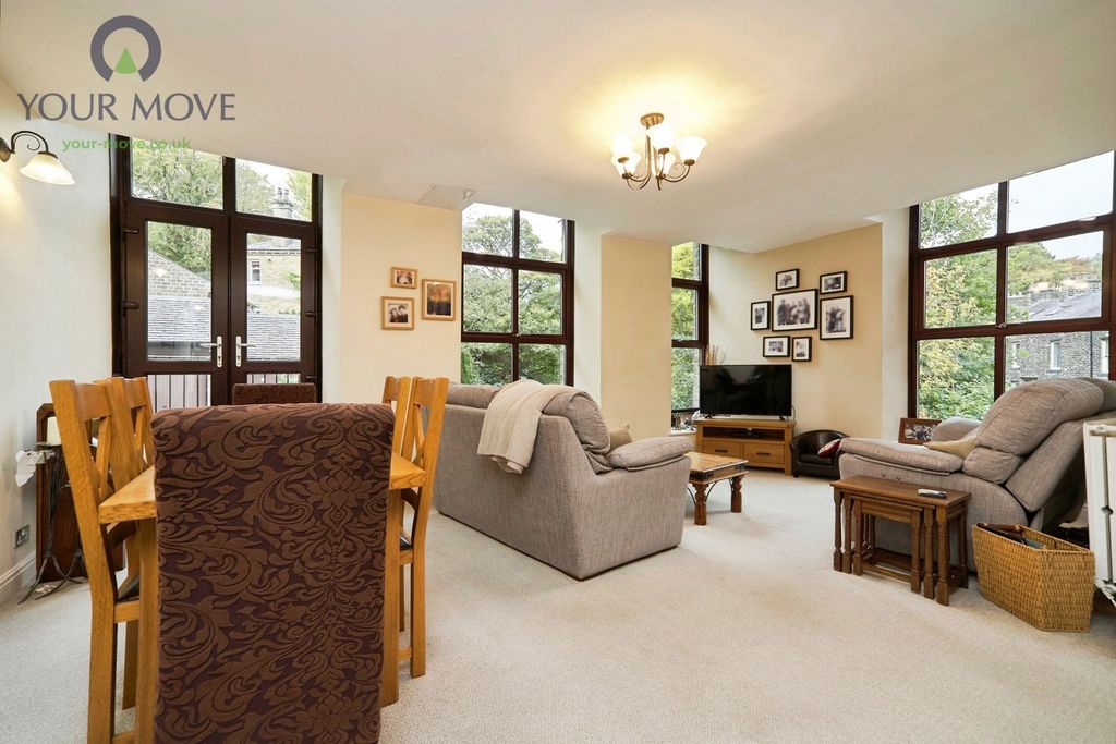 Property photo 3 of 21 Pbox-Img.Jpg