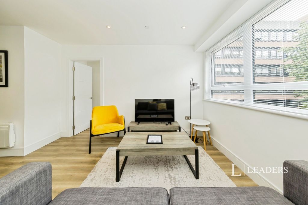 Property photo 2 of 14 Pbox-Img.Jpg