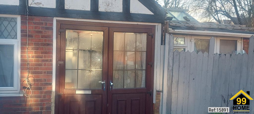 Property photo 2 of 27 Photo 1