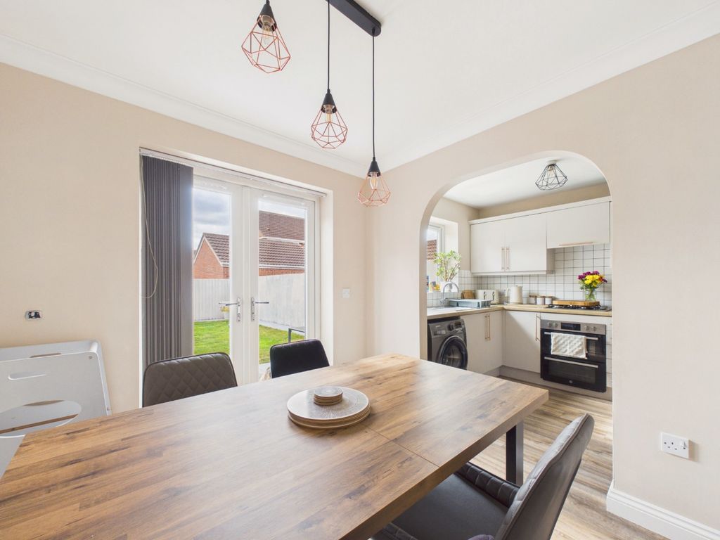 Property photo 2 of 17 5386654