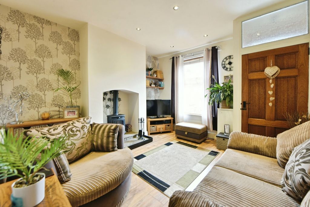 Property photo 3 of 15 Living Room