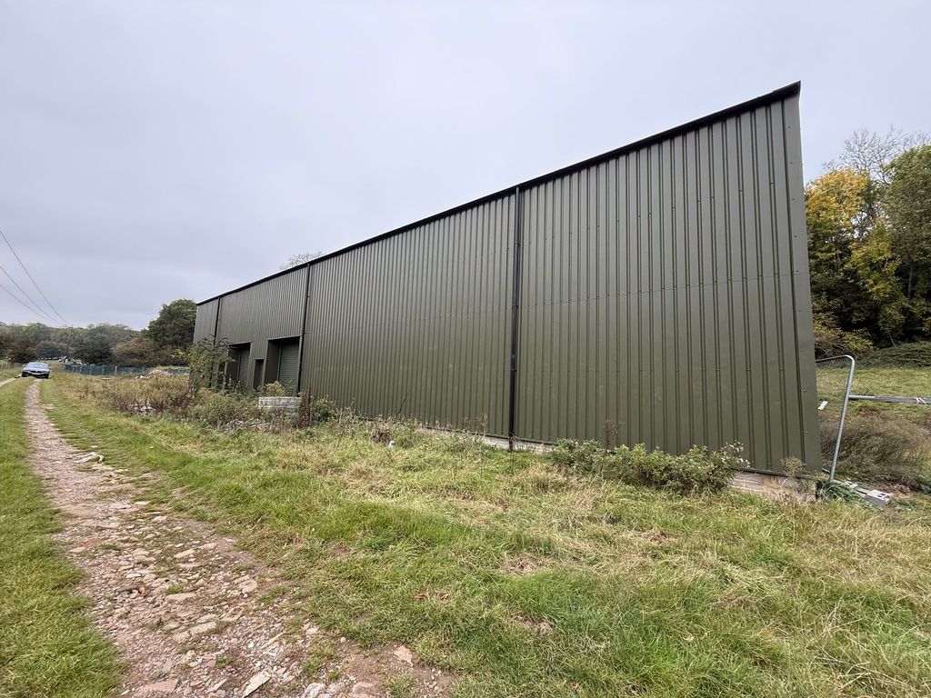 Property photo 2 of 5