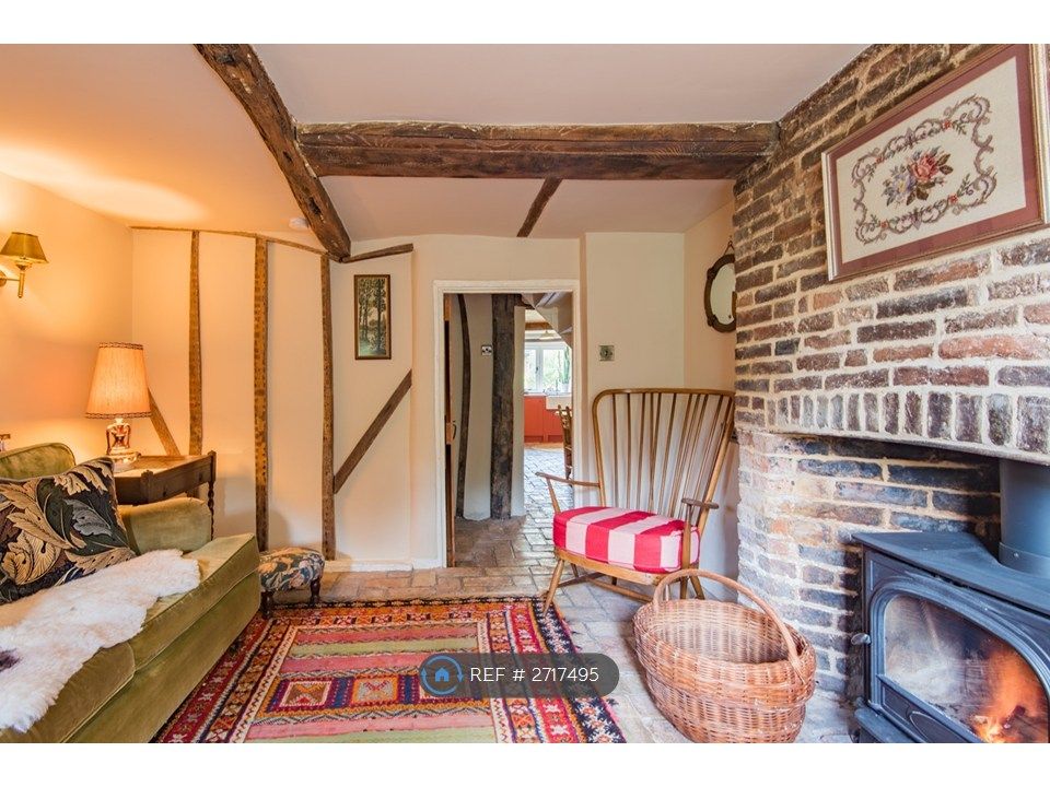 Property photo 2 of 32