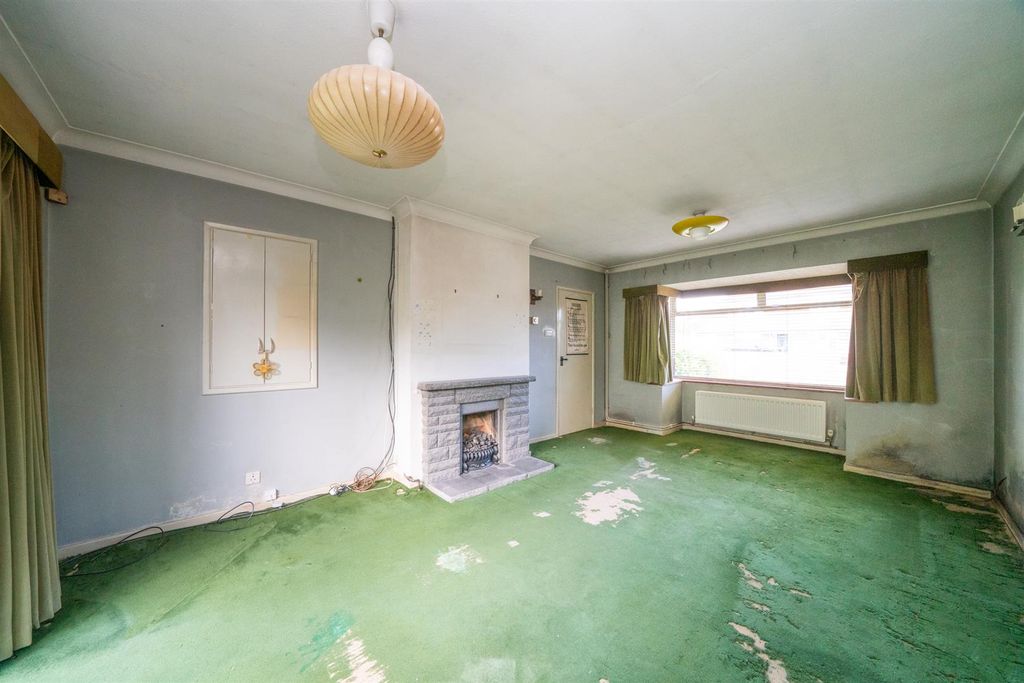 Property photo 3 of 15 32-Church-Lane-4.Jpg