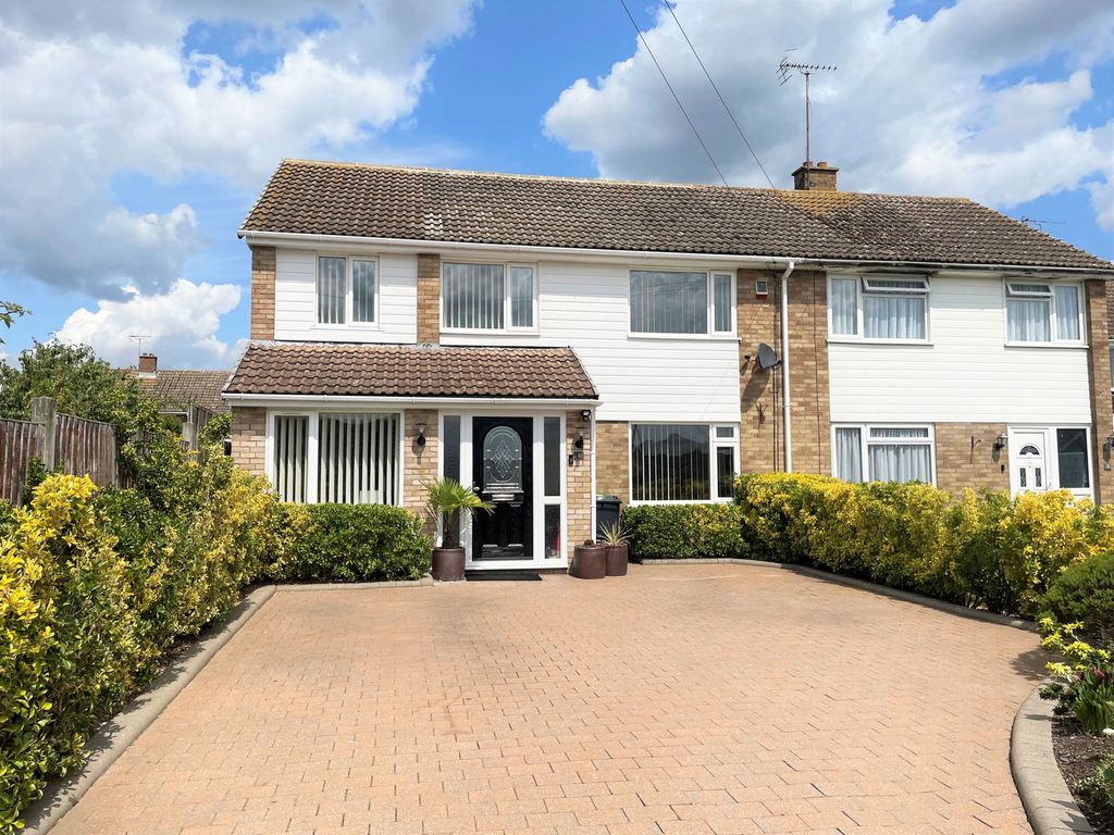 Property photo 1 of 18